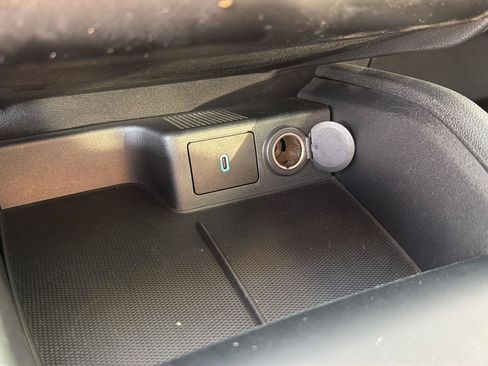 Used 2020 Ford Escape SEL FWD image 31