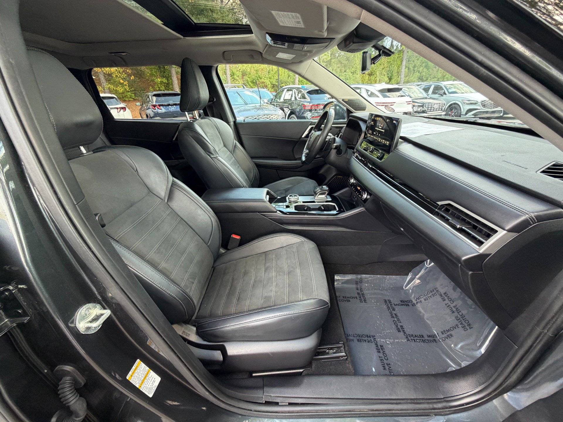 Used 2025 Mitsubishi Outlander SE FWD image 61