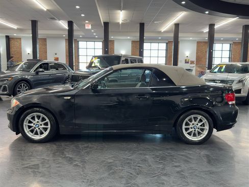 Used 2011 BMW 128i Convertible image 20