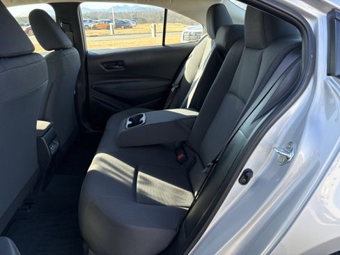 Used 2024 Toyota Corolla LE image 29