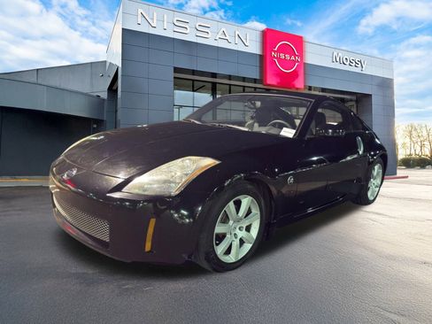Used 2004 Nissan 350Z Touring w/ Aerodynamics Pkg image 1