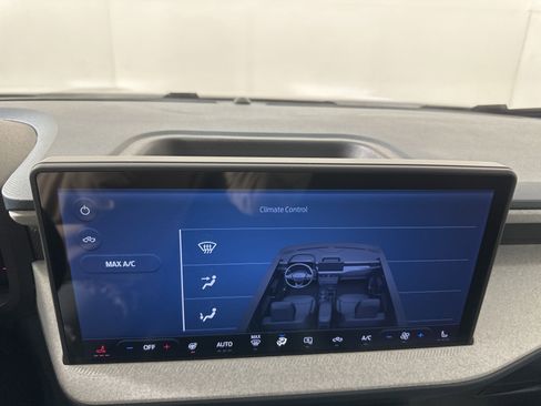 New 2025 Ford Maverick XLT w/ Equipment Group 301A image 16