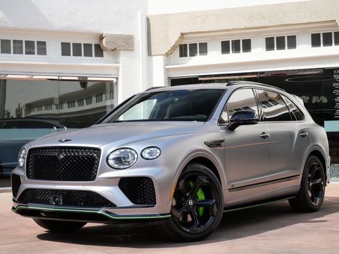 Used 2025 Bentley Bentayga AWD/4WD image 14
