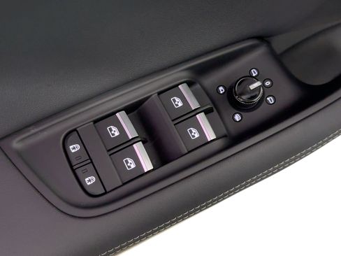 New 2026 Audi Q8 Premium Plus image 13