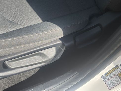 Used 2025 Kia K4 FWD image 23