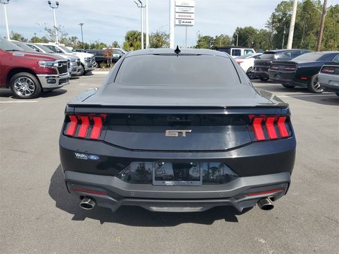 Used 2024 Ford Mustang GT Premium image 8