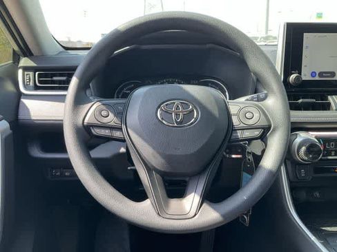 Used 2025 Toyota RAV4 LE image 19
