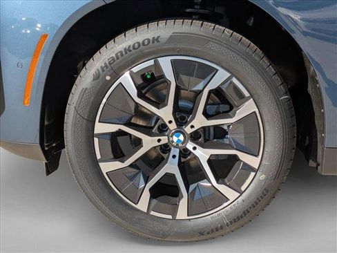 Used 2026 BMW X3 xDrive30i w/ Premium Package AWD/4WD image 10