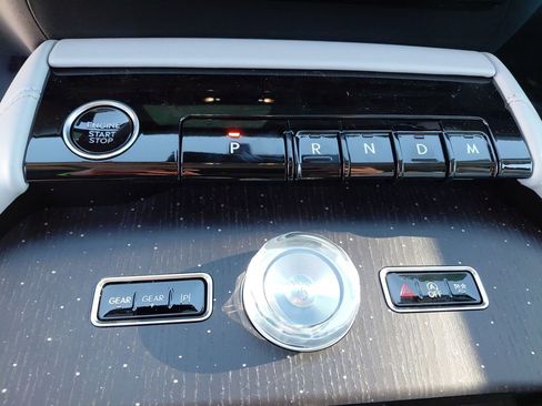 New 2025 Lincoln Navigator L Black Label image 13