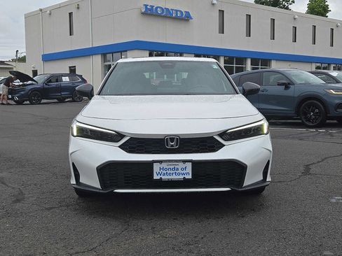 Used 2025 Honda Civic Sport image 2