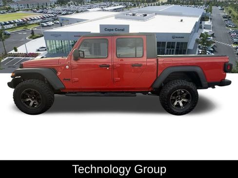 Certified 2020 Jeep Gladiator Sport w/ Quick Order Package 24S image 9