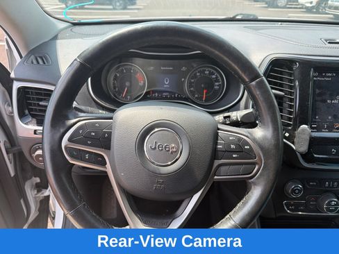 Used 2019 Jeep Cherokee Limited AWD/4WD image 16