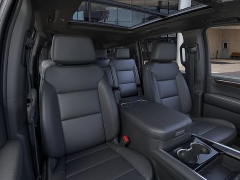 New 2026 Chevrolet Suburban LT w/ Comfort Package RWD image 16