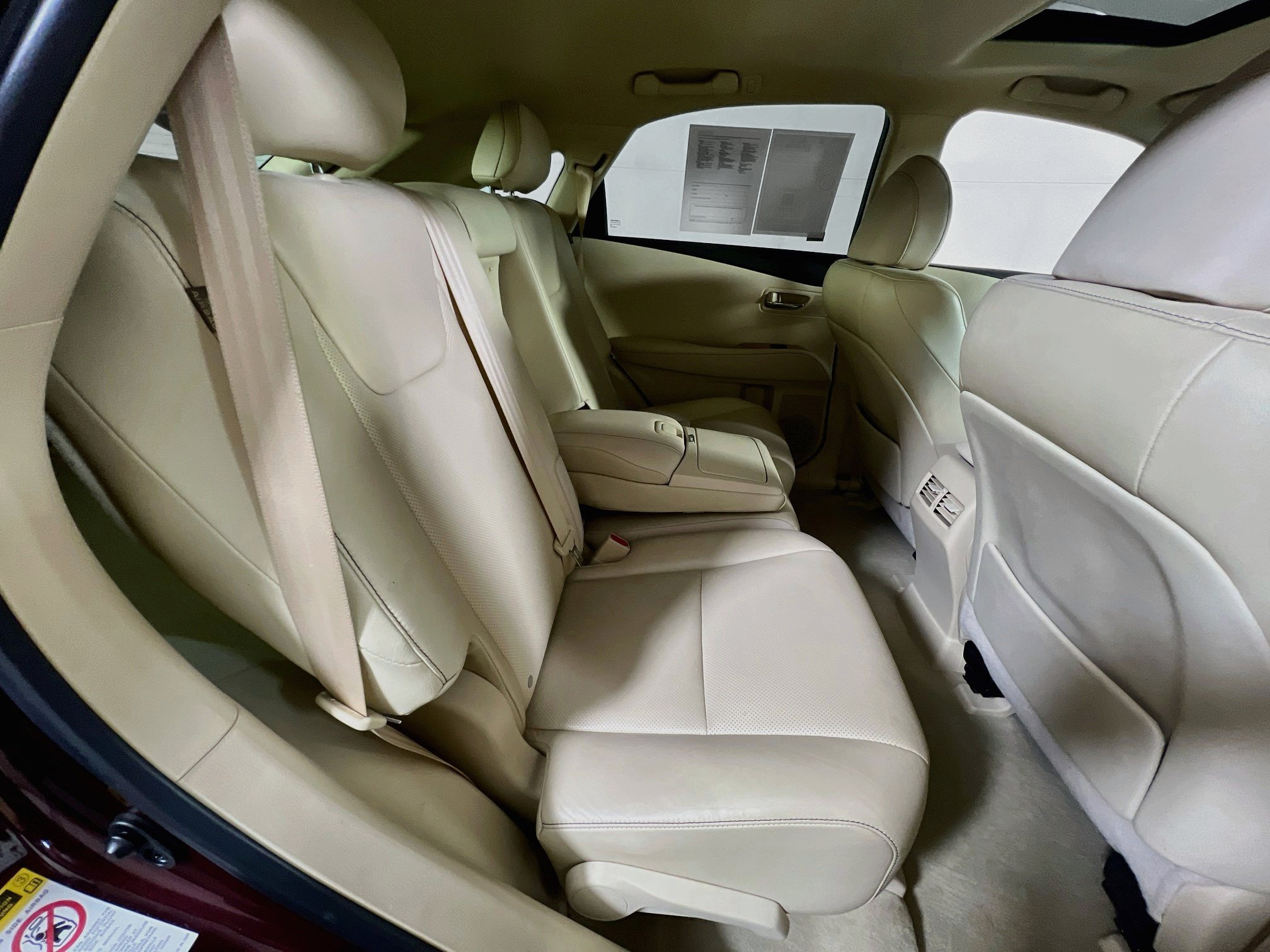Used 2015 Lexus RX 450h AWD image 27