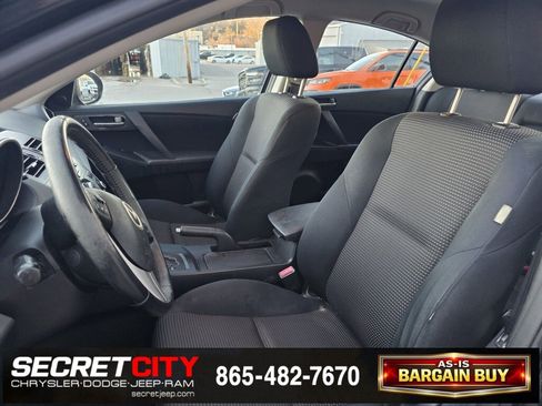 Used 2012 MAZDA MAZDA3 i Touring image 9