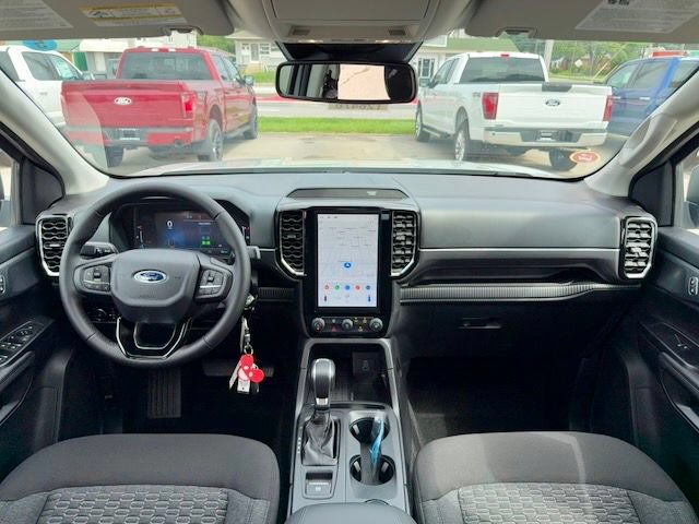 New 2026 Ford Ranger XLT w/ Black Appearance Package AWD/4WD image 14