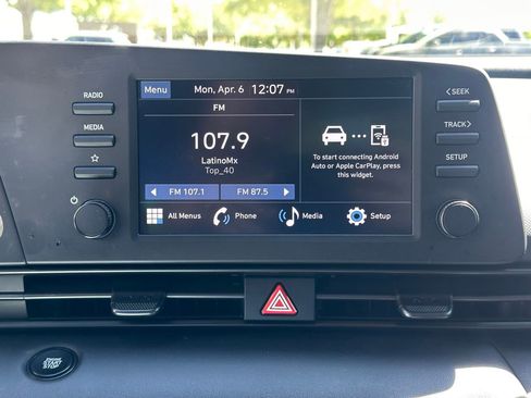 Used 2025 Hyundai Elantra Sport image 33