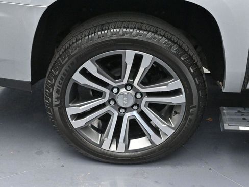 Used 2019 GMC Yukon XL Denali w/ Denali Ultimate Package image 40