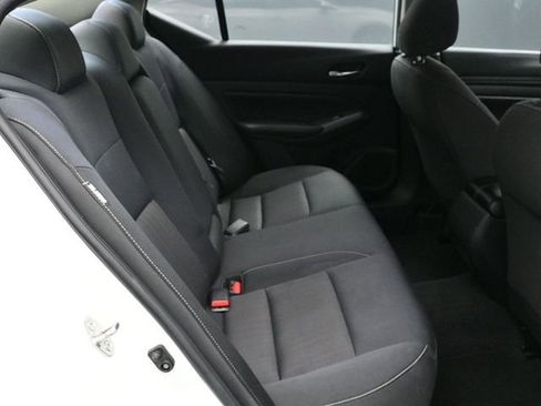 Used 2021 Nissan Altima 2.5 S image 11