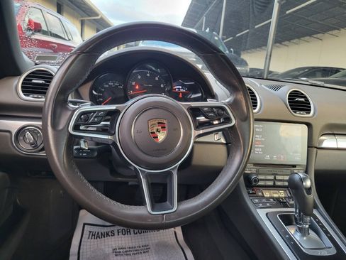 Used 2023 Porsche 718 Boxster RWD image 28