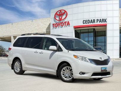 Used 2014 Toyota Sienna XLE