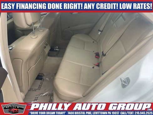Used 2013 Mercedes-Benz C 250 Sedan image 14