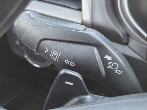 Used 2019 Ford Fusion SE image 19