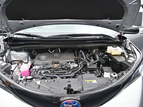 Used 2025 Toyota Sienna XSE w/ XSE Plus Package FWD image 22