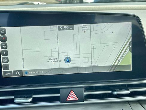 Used 2024 Hyundai Elantra SEL FWD image 19
