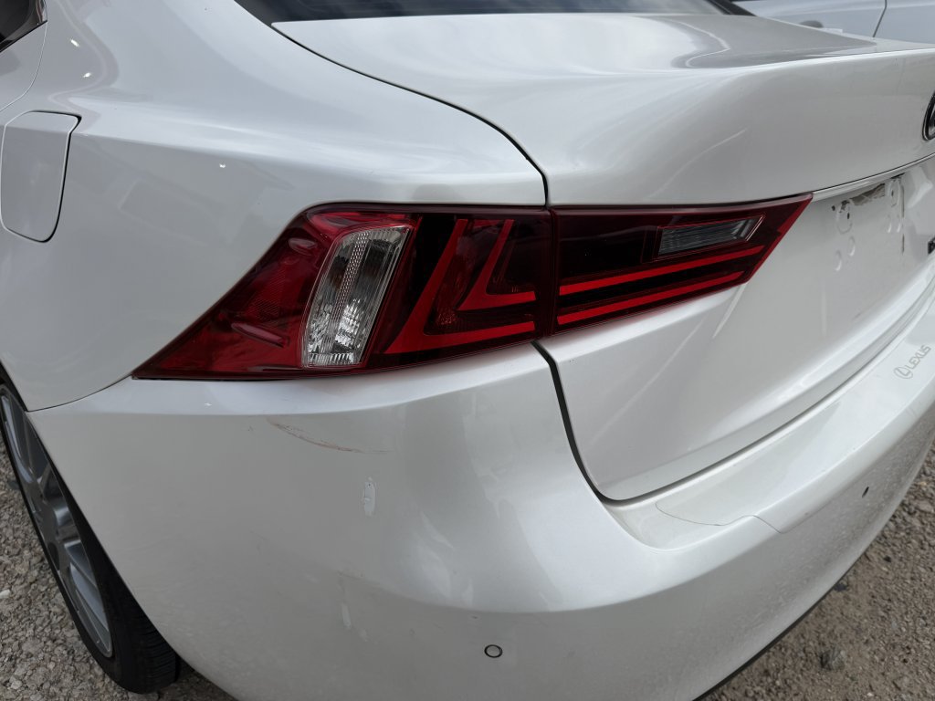 Used 2016 Lexus IS 350 RWD image 30