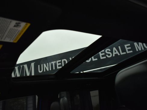 Used 2019 Ford F150 Lariat w/ Equipment Group 502A Luxury image 45