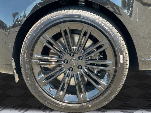 New 2026 Land Rover Range Rover Long Wheelbase Autobiography AWD/4WD image 11