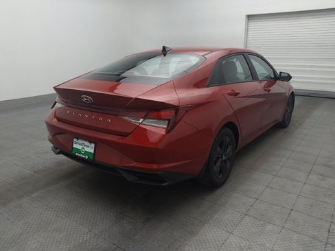 Used 2023 Hyundai Elantra SEL FWD image 9
