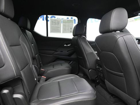 Used 2023 Chevrolet Traverse LT w/ LT Premium Package AWD/4WD image 10