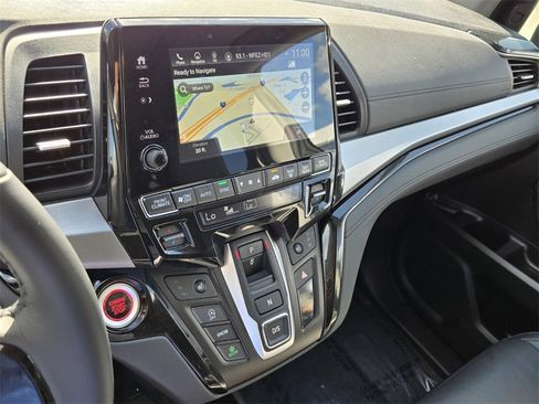 Used 2023 Honda Odyssey Touring image 21