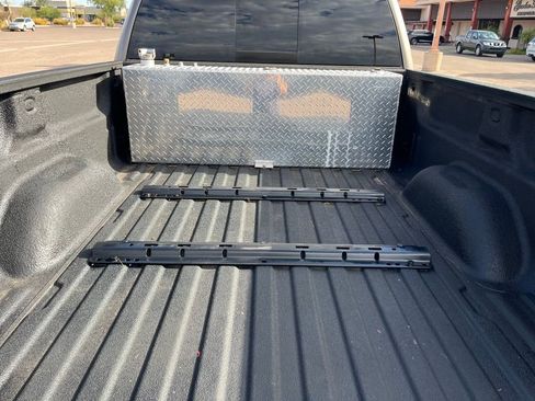 Used 2014 GMC Sierra 2500 SLT w/ SLT Convenience Package image 13