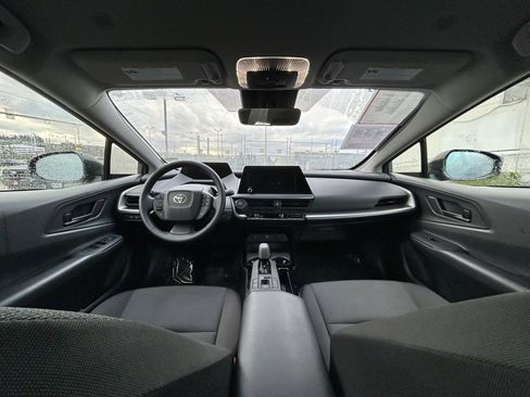 Certified 2025 Toyota Prius LE image 17