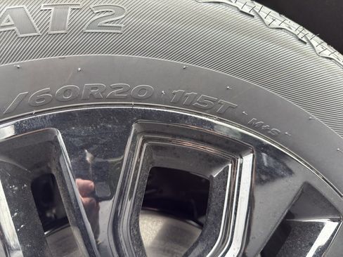 New 2025 Ford F150 Lariat w/ Equipment Group 502A High image 13