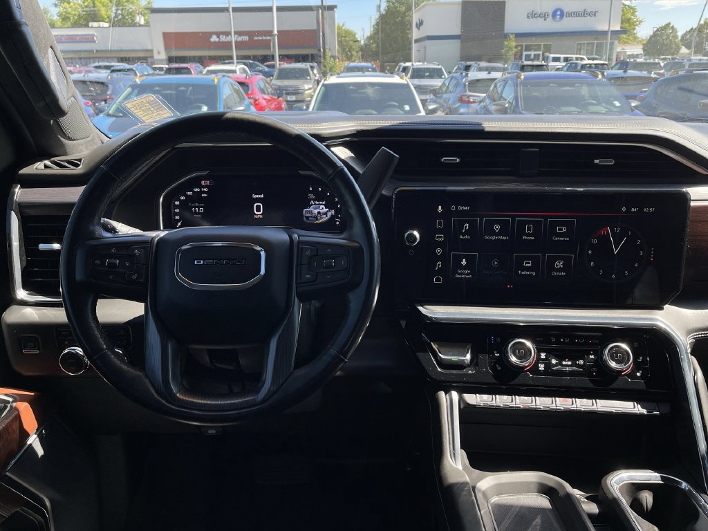 Used 2025 GMC Sierra 3500 Denali Ultimate AWD/4WD image 26