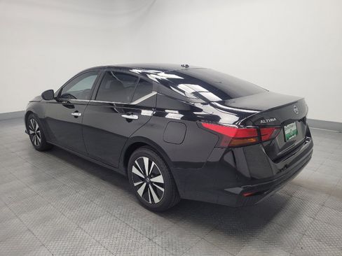 Used 2022 Nissan Altima 2.5 SV FWD image 3