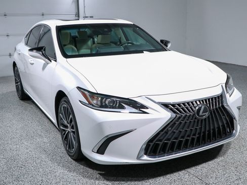 Used 2022 Lexus ES 350 w/ Premium Package FWD image 5