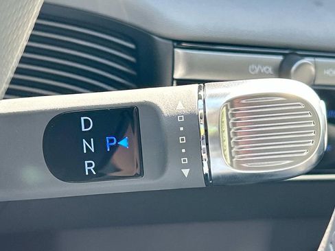 New 2025 Hyundai Ioniq 5 SEL image 31