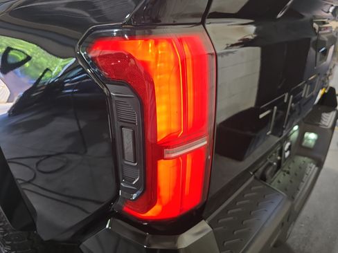 Used 2025 Toyota Tacoma TRD Pro AWD/4WD image 33
