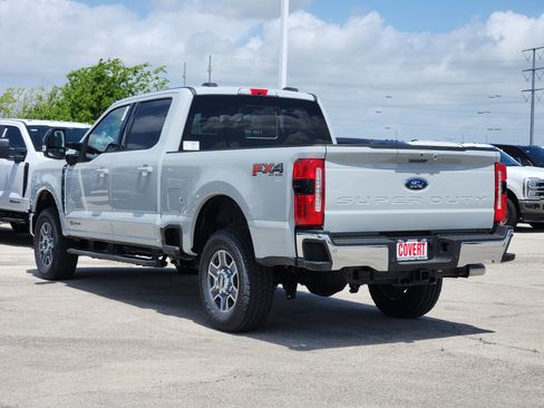 New 2026 Ford F350 Platinum w/ Tremor Off-Road Package AWD/4WD image 5