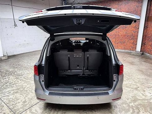 Used 2023 Honda Odyssey Touring image 6