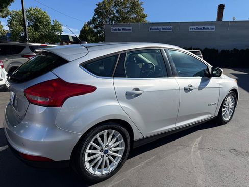 Used 2018 Ford Focus Electric Hatchback FWD image 7