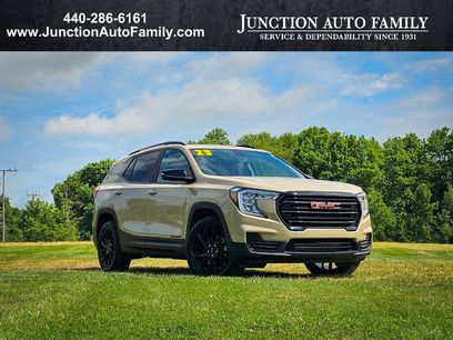 Used 2023 GMC Terrain SLE w/ Driver Convenience Package