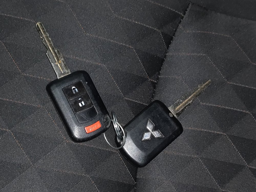 Used 2023 Mitsubishi Mirage ES FWD image 32