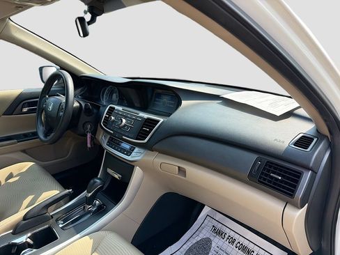 Used 2014 Honda Accord LX image 33