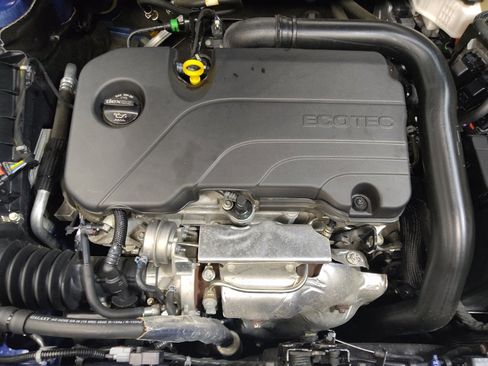 Used 2023 Chevrolet Malibu LT FWD image 30
